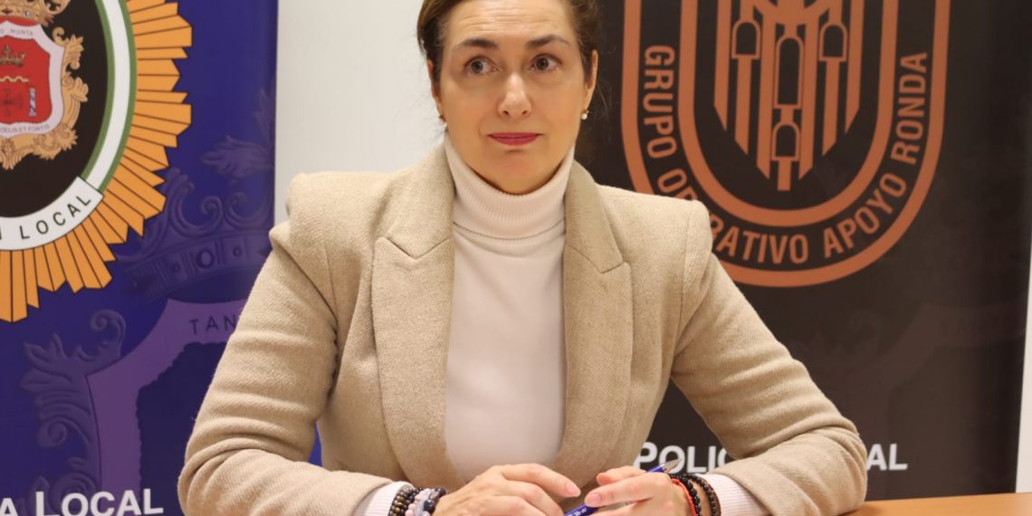 La Policía Local detiene a un vándalo que había realizado en un mismo día hasta once pintadas en varios puntos de la ciudad