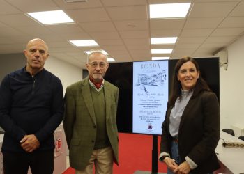 El prestigioso pintor afincado en Ronda Carlos Chauderlot presenta ‘Aguadas de Ronda’, una publicación con un libro y láminas de la ciudad