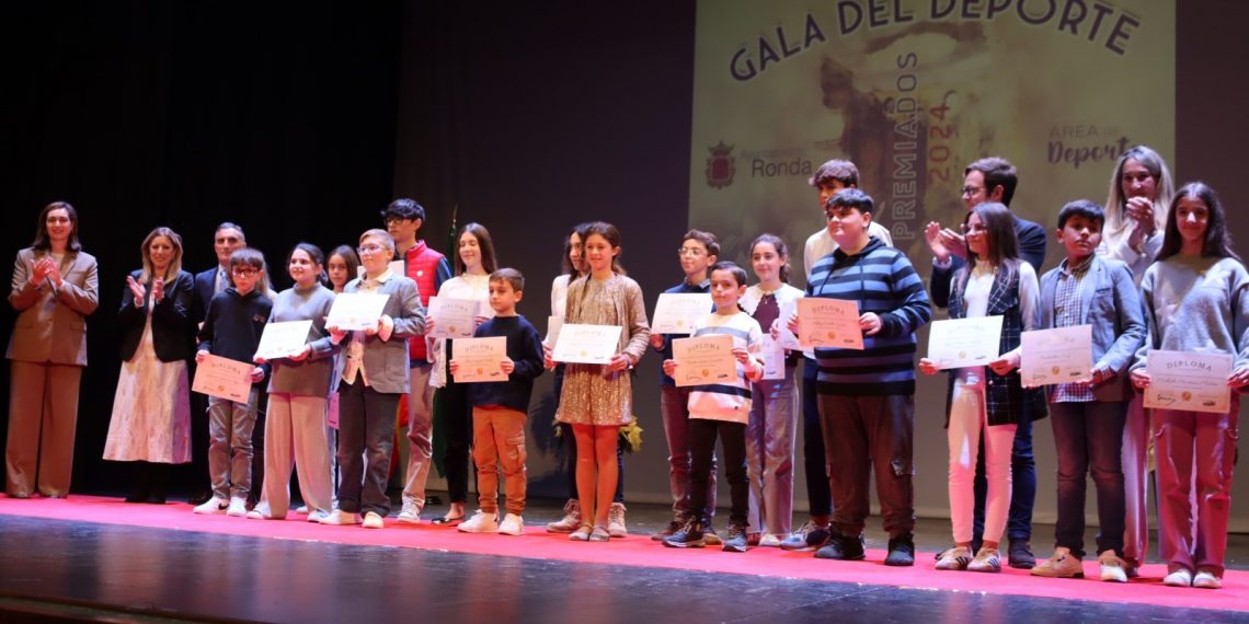 El Ayuntamiento reconoce la trayectoria de más de 120 rondeños en su XV Gala del Deporte