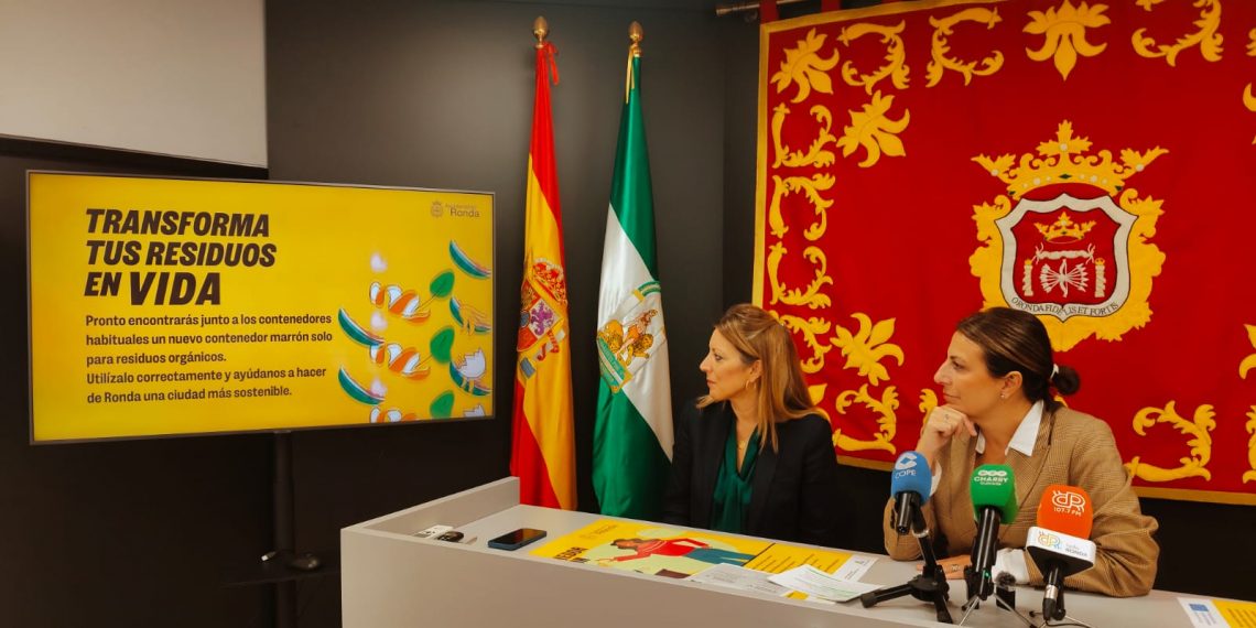 Ronda avanza en la implantación de los contenedores marrones con una campaña de concienciación ambiental