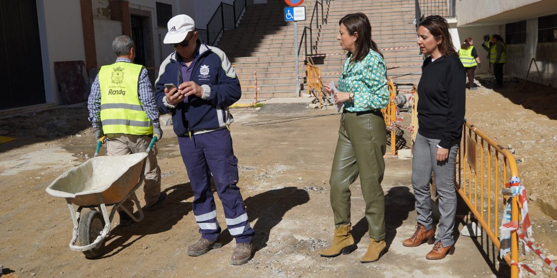 Ronda avanza en la puesta en marcha de un nuevo Plan de Empleo que permitirá contratar a 56 personas durante seis meses