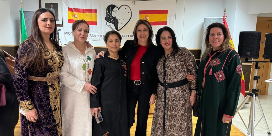 La asociación para la Integración de Mujeres de Ronda realiza un acto con motivo del Día de la Mujer Migrante