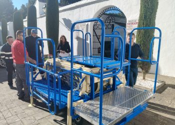 El cementerio de San Lorenzo estrena máquina porta féretros