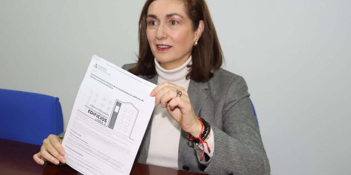 El Ayuntamiento anuncia las líneas de subvención de la Junta en viviendas para accesibilidad de 2025 para que se pueda preparar la documentación