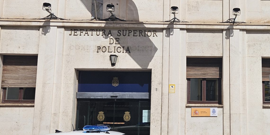 La Policía Nacional localiza y detiene en Murcia a un delincuente buscado por un Juzgado de Málaga