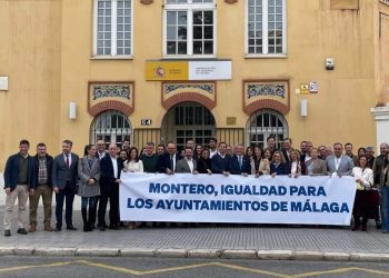 Fernández reclama “igualdad de trato” a Montero y presenta medidas urgentes para mejorar la financiación del Gobierno a los ayuntamientos