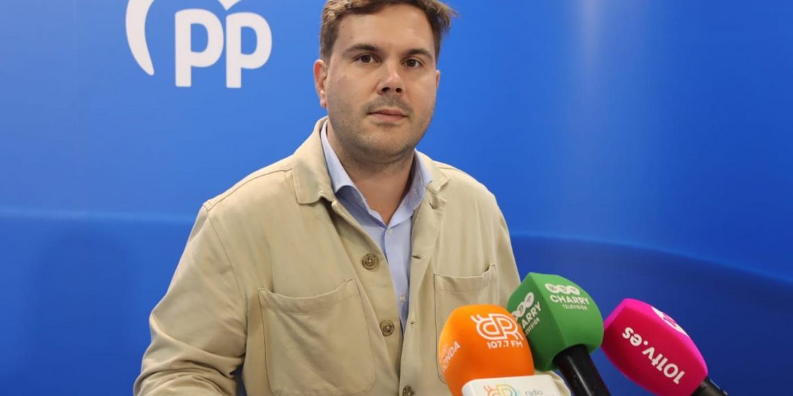 El PP de Ronda asegura que el Ayuntamiento es totalmente “solvente, pese a que Cañestro no le guste”