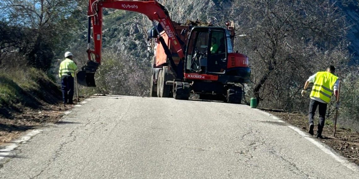 La Diputación invierte 642.000 euros en el arreglo de dos carreteras en Montecorto y Montejaque