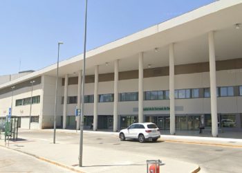 Una persona afectada por humo en el incendio de una vivienda esta madrugada en Ronda