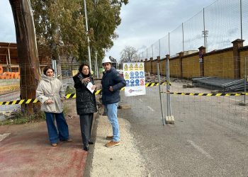 Comienza la actuación en la calle Guadalcobacín que se suma a la transformación completa de esta zona de la ciudad con mejoras en servicios e infraestructuras