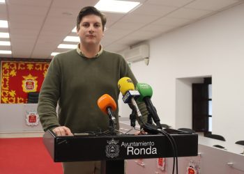 El Ayuntamiento licita el servicio de conserjería y mantenimiento de los centros cívicos de la ciudad  