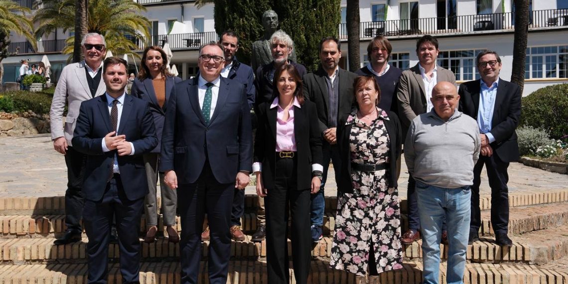 La Junta presenta al sector turístico de Ronda el refuerzo de la promoción tras el corte de la A-397