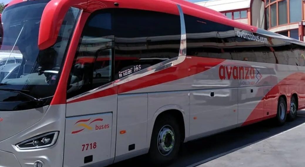 La Junta refuerza la línea de autobús entre la Serranía de Ronda y la Costa del Sol ante el corte de la A-397