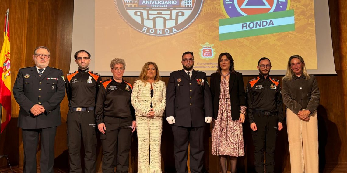 El Ayuntamiento celebra el 40 aniversario de Protección Civil Ronda