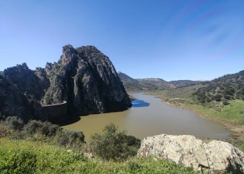 Hallan el cuerpo sin vida de una persona en zona de difícil acceso en Montejaque