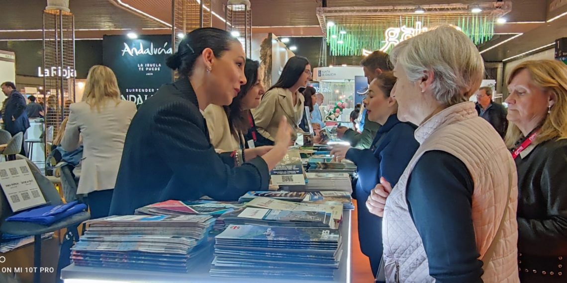 Ronda se promociona como destino cultural, patrimonial y gastronómico en ‘Expovacaciones’, la principal feria del norte de España