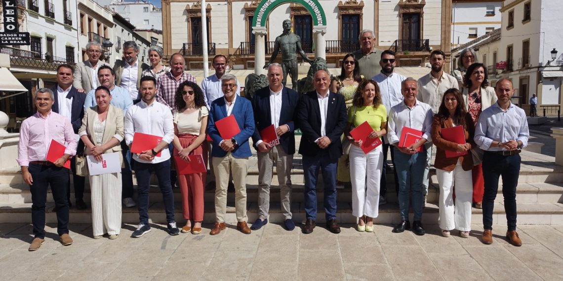 El PSOE de Málaga y de Cádiz unen fuerzas para exigir a Moreno Bonilla la reapertura inmediata de la A-397