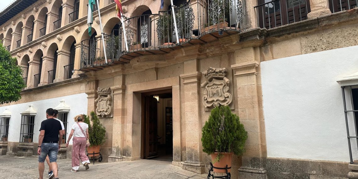 El Ayuntamiento crea una bolsa de empleo para Delineante/Técnico Superior en Desarrollo de Proyectos Urbanísticos y Operaciones Topográficas