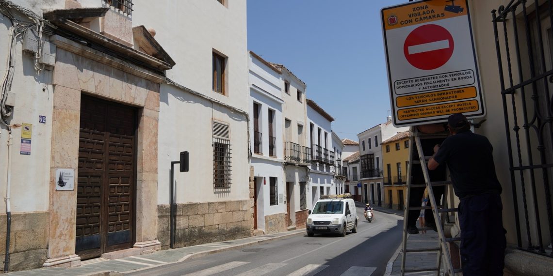 El Ayuntamiento de Ronda regulará el tráfico en el Puente Nuevo a partir del 1 de agosto