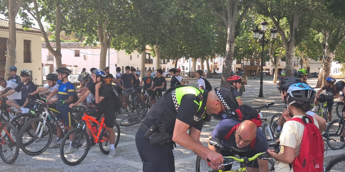Ronda pedalea unida: éxito total en la I Marcha Ciclista y Jornada de Convivencia Escolar de la Serranía