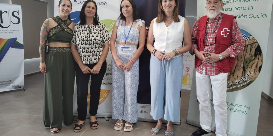 Comienzan las actividades de dos nuevas líneas del programa ‘Eracis+’ en las barriadas de la Dehesa y el Fuerte para buscar la formación e inserción laboral