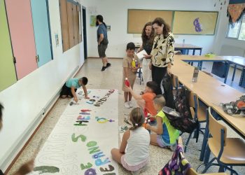 Comienza la escuela de verano de la asociación ‘Montaña y Desarrollo’ en el colegio Virgen de la Cabeza, con el apoyo de los Servicios Sociales