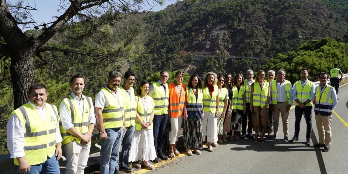 La Junta reabre al tráfico la carretera entre Ronda y San Pedro Alcántara mientras continúan las obras