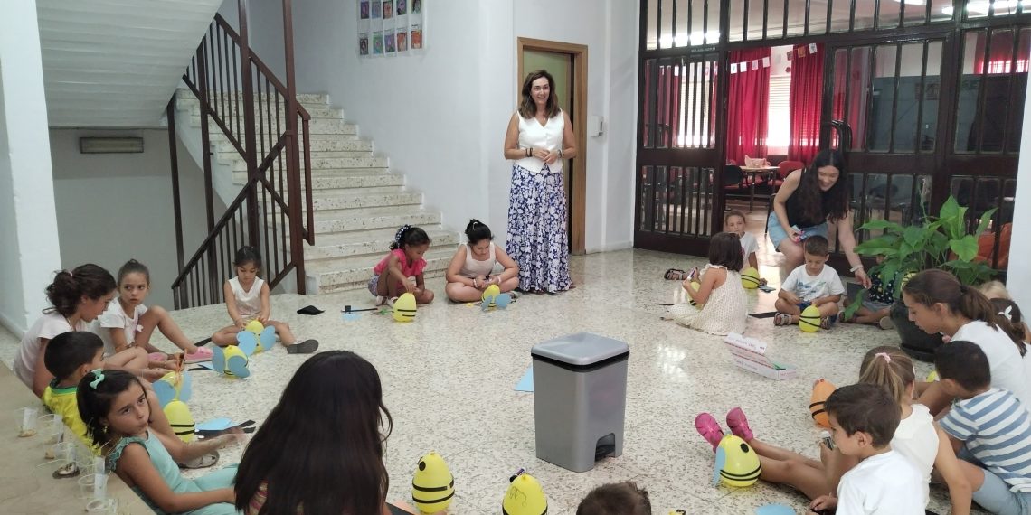 Trescientos niños y niñas han participado en la Escuela de Verano municipal que hoy finaliza su actividad