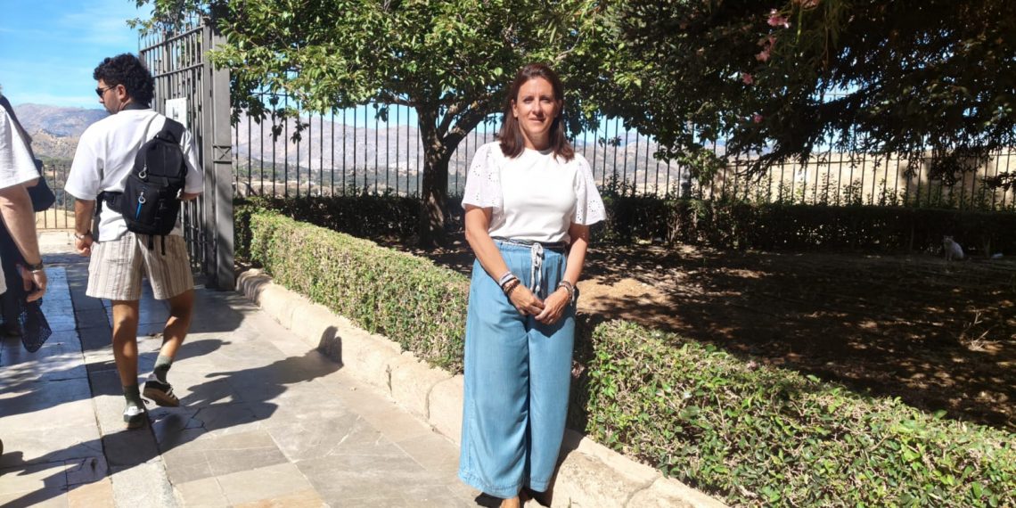 Las Damas Goyescas llegarán al acto del pregón en coches de caballos desde el Hotel Catalonia Reina Victoria emulando al sábado de feria