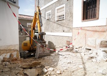 Algatocín inicia las obras de renovación de calle Sol