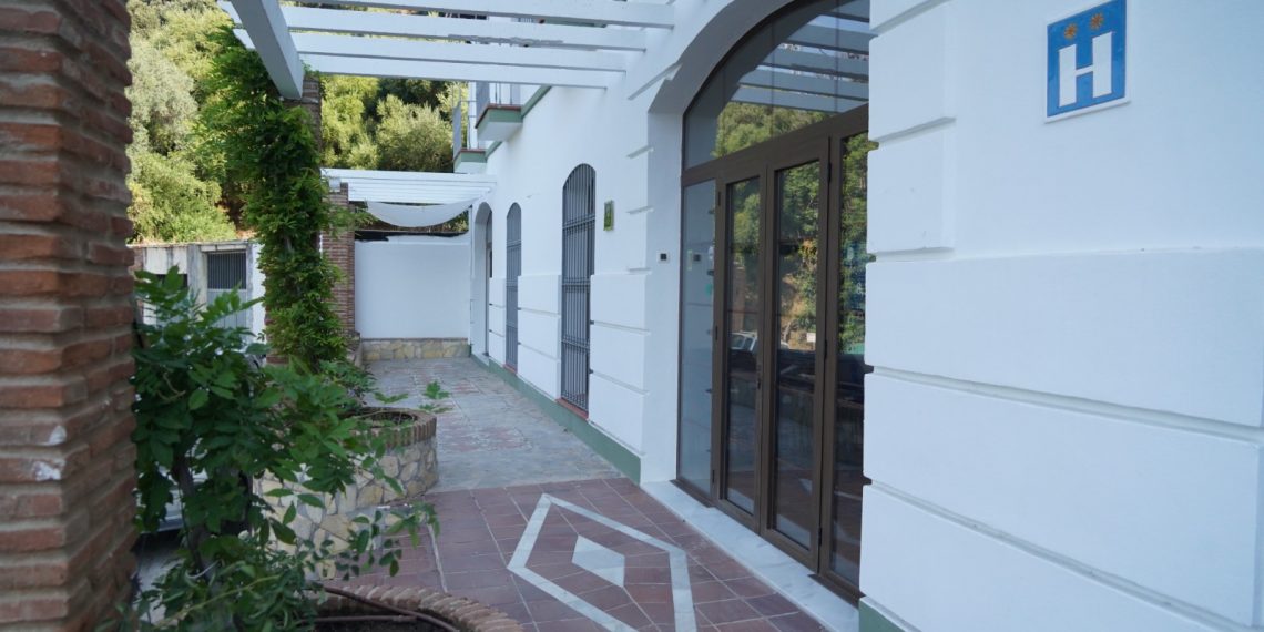 Jubrique saca a licitación la gestión del hotel municipal