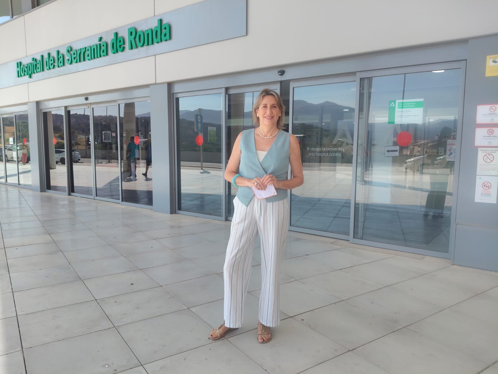 Aguilera acusa a Moreno Bonilla de dictar «la sentencia de muerte de la sanidad pública andaluza»