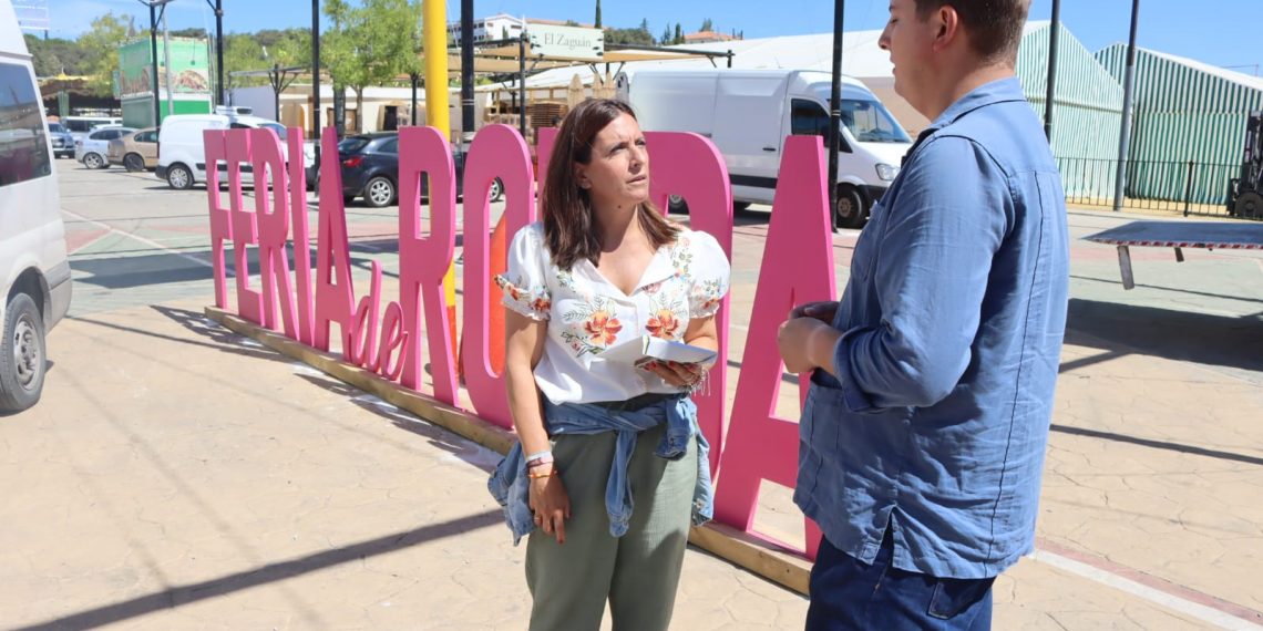 La delegación de Fiestas finaliza los preparativos previos al arranque de la Feria de Pedro Romero 2025 con la cabalgata y el alumbrado del recinto ferial
