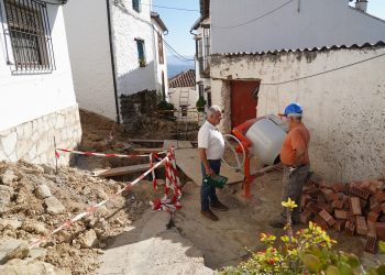 BENALAURÍA ACOMETE LA 3ª FASE DE MEJORAS DE CALLE ALTA