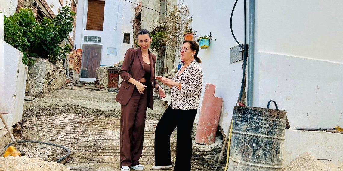 La Junta ayuda al Ayuntamiento de Alpandeire a rehabilitar calles y construir un vivero de empresas