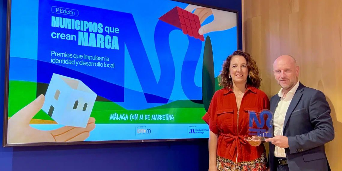 BENARRABÁ RECIBE EL PREMIO ‘MÁLAGA CON M DE MARKETING’