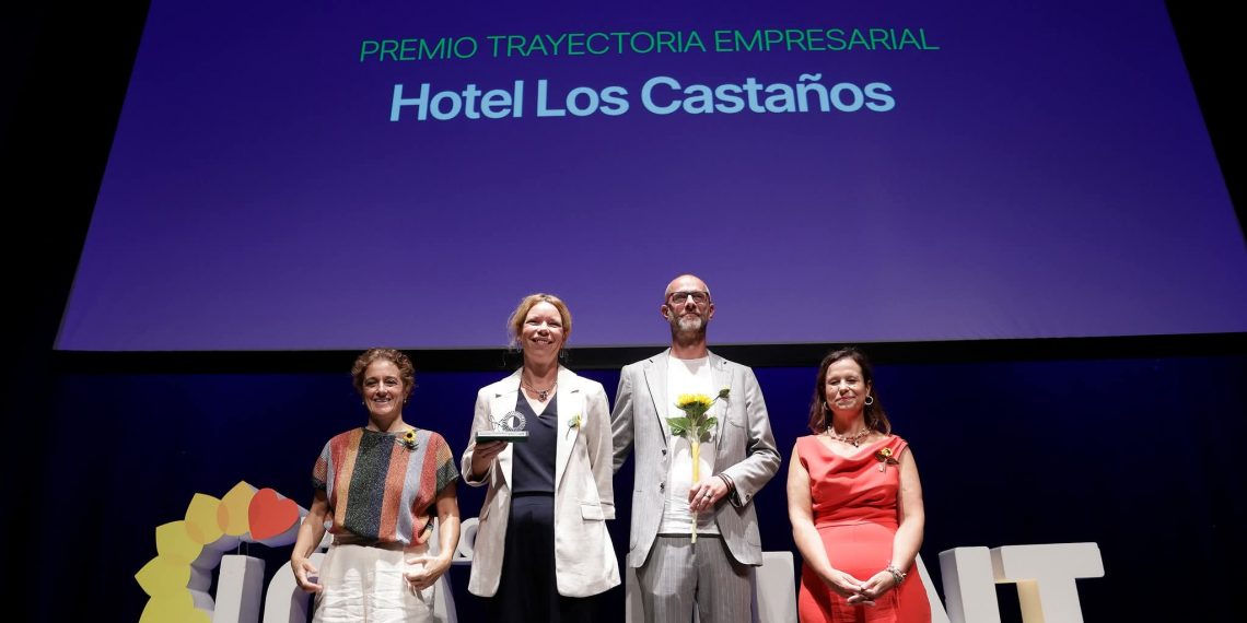 EL Hotel Los Castaño de Cartajima recibe el Premio Joan Hunt