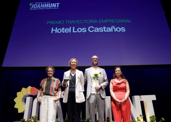 EL Hotel Los Castaño de Cartajima recibe el Premio Joan Hunt