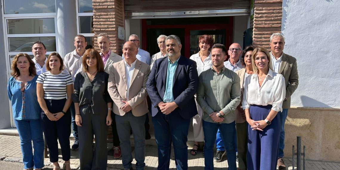 El PSOE acusa al PP de materializar una de las grandes traiciones a los pueblos pequeños de la provincia de Málaga