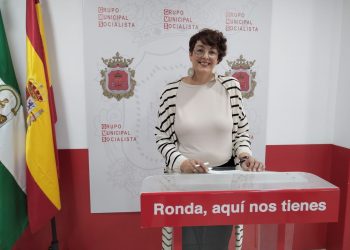 El PSOE denuncia el recorte de horas en el servicio de limpieza de los colegios rondeños