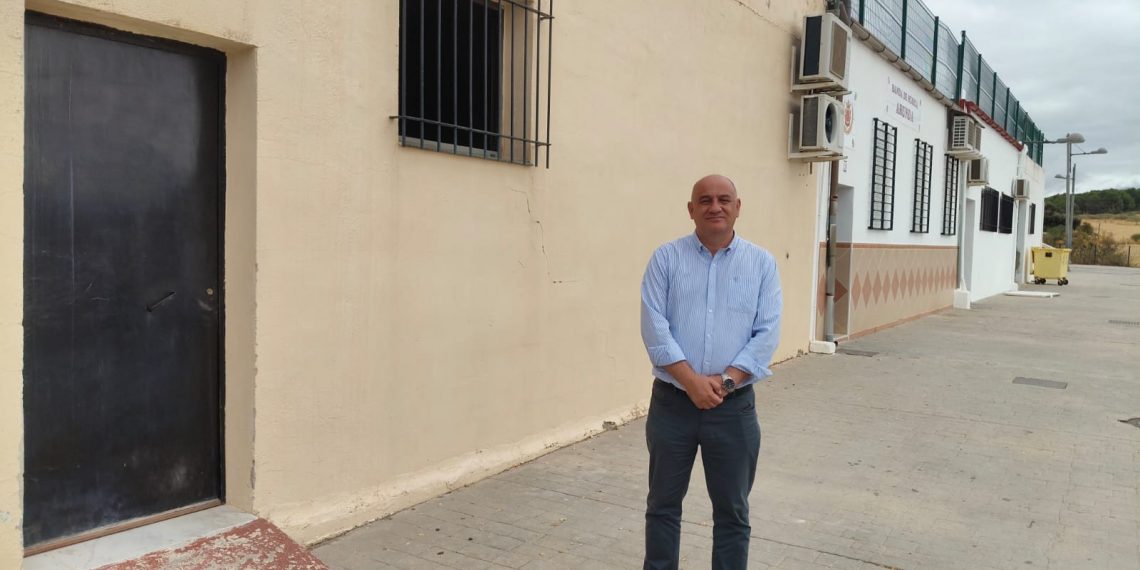 Cañestro acusa a la alcaldesa «dejadez»  para mantener los exámenes teóricos de conducir en Ronda