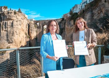 La Junta y el Ayuntamiento de Ronda sellan su colaboración para la gestión del Camino del Desfiladero y la Garganta del Tajo