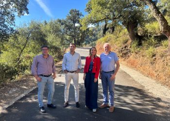 La Diputación invierte 363.000 euros en el asfaltado de la carretera de acceso a Benarrabá y la mejora de un camino municipal