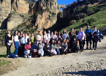 JORNADA DE CONVIVENCIA Y CONCIENCIACIÓN MEDIOAMBIENTAL