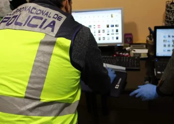 Agentes de la Policía Nacional detienen en Ronda al autor de un delito de pornografía infantil