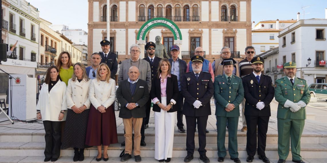 Ronda celebra el acto institucional del Día de Andalucía resaltando la unión del pueblo andaluz y los profundos valores que ha demostrado