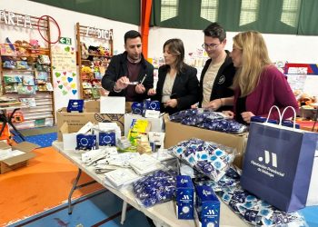 La Diputación hace entrega en Ronda de material lúdico y educativo para los desalojados de Grazalema