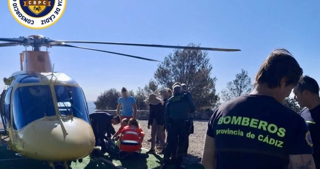Dos parapentistas heridos graves tras sufrir una caída en Algodonales
