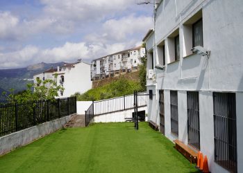 Jubrique lleva a cabo mejoras en distintos espacios públicos