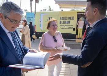 La Diputación arranca una nueva edición del Plan de Fomento de la Lectura para acercar más de 4.000 libros a los mayores de la provincia